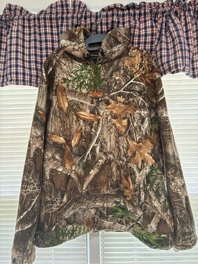 Men’s Habit Bow String Sherpa Hoodie